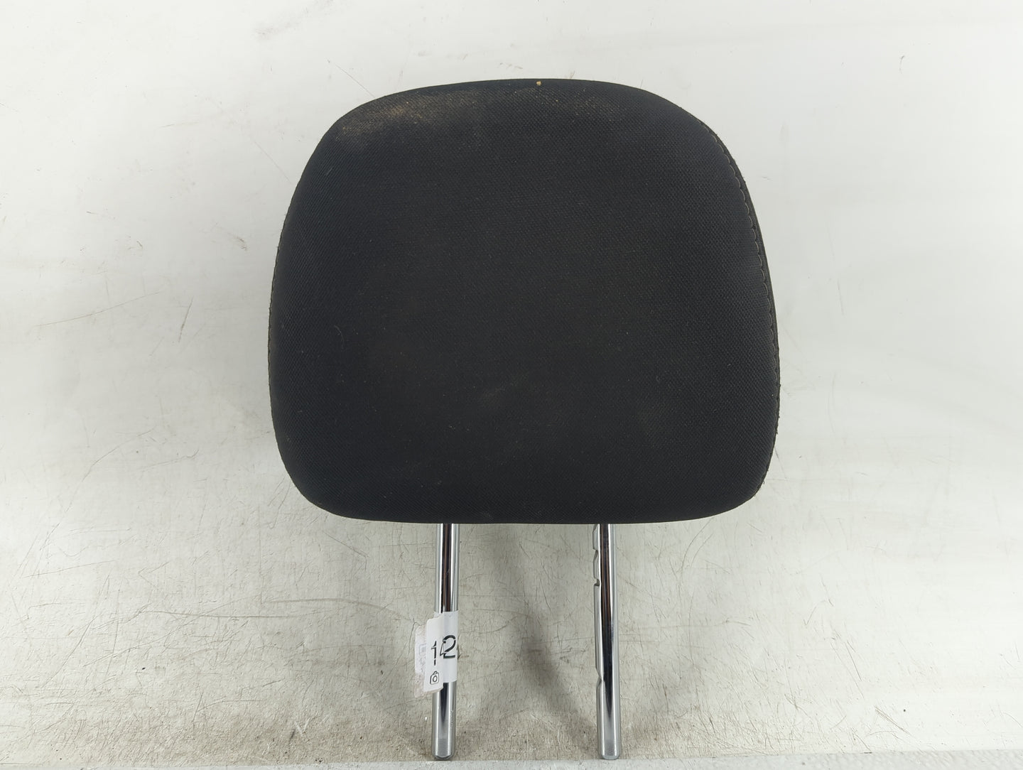 2017-2020 Nissan Pathfinder Headrest Head Rest Rear Seat Fits Fits 2017 2018 2019 2020 OEM Used Auto Parts - Oemusedautopart