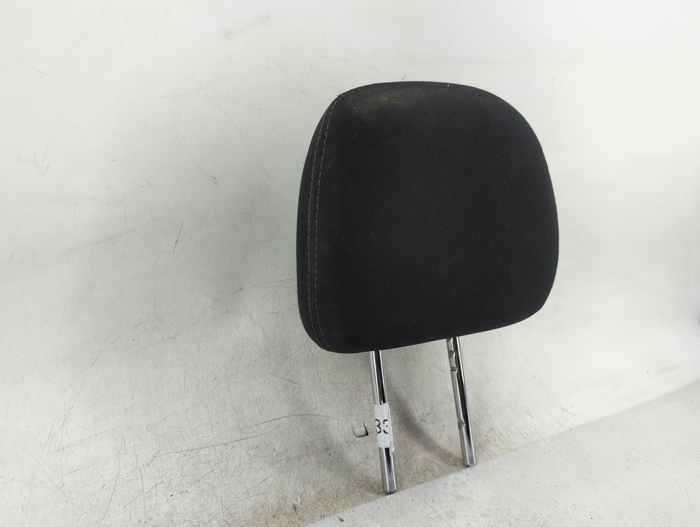 2017-2020 Nissan Pathfinder Headrest Head Rest Rear Seat Fits Fits 2017 2018 2019 2020 OEM Used Auto Parts - Oemusedautopart