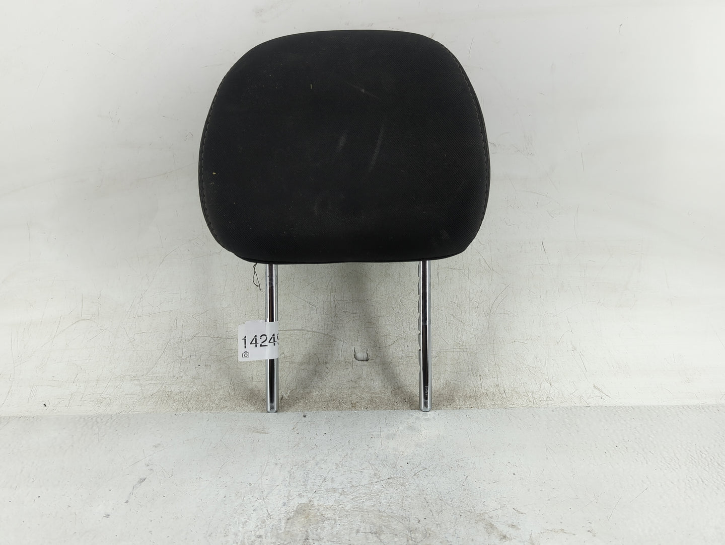 2019 Nissan Pathfinder Headrest Head Rest Front Driver Seat Black - Oemusedautoparts1.com
