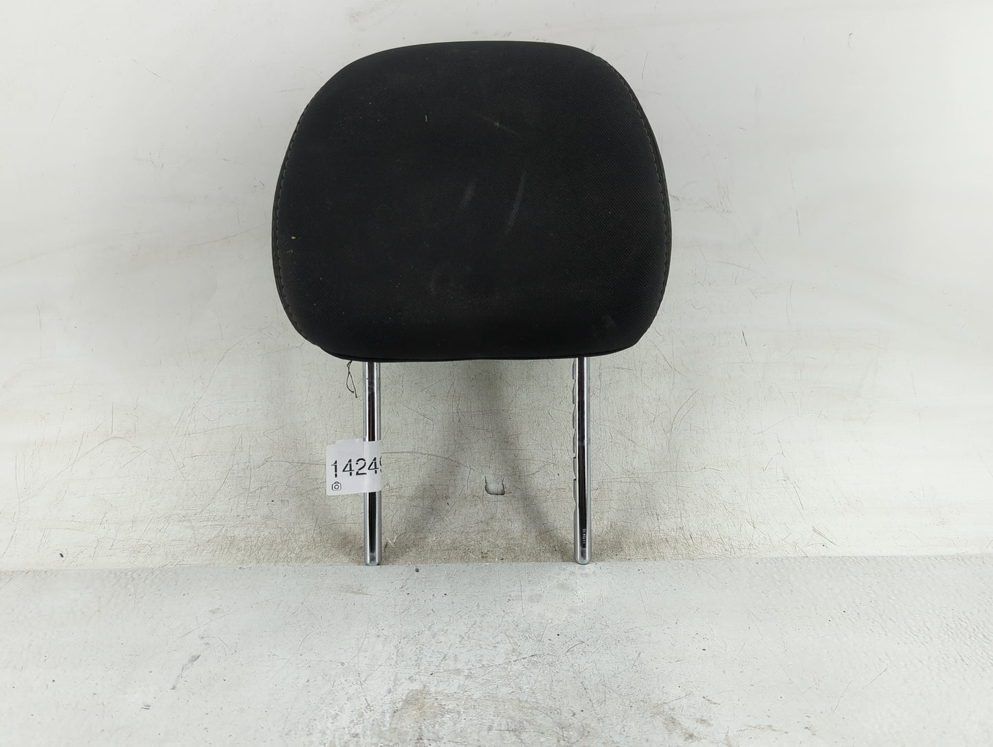 2019 Nissan Pathfinder Headrest Head Rest Front Driver Seat Black - Oemusedautoparts1.com