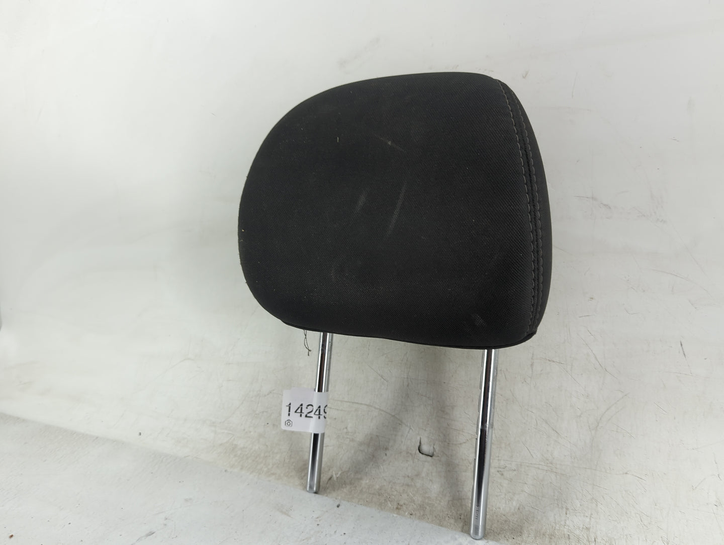 2019 Nissan Pathfinder Headrest Head Rest Front Driver Seat Black - Oemusedautoparts1.com