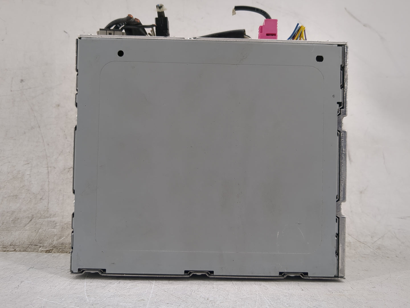 2018-2020 Nissan Pathfinder Radio AM FM Cd Player Receiver Replacement P/N:28330 9PB0A Fits Fits 2018 2019 2020 OEM Used Aut