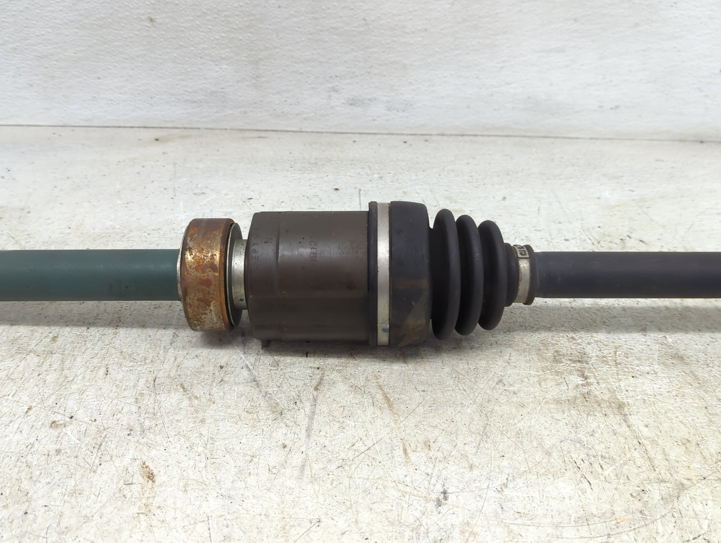 2019 Nissan Pathfinder Axle Shaft Front Driver Cv C/v - Oemusedautoparts1.com