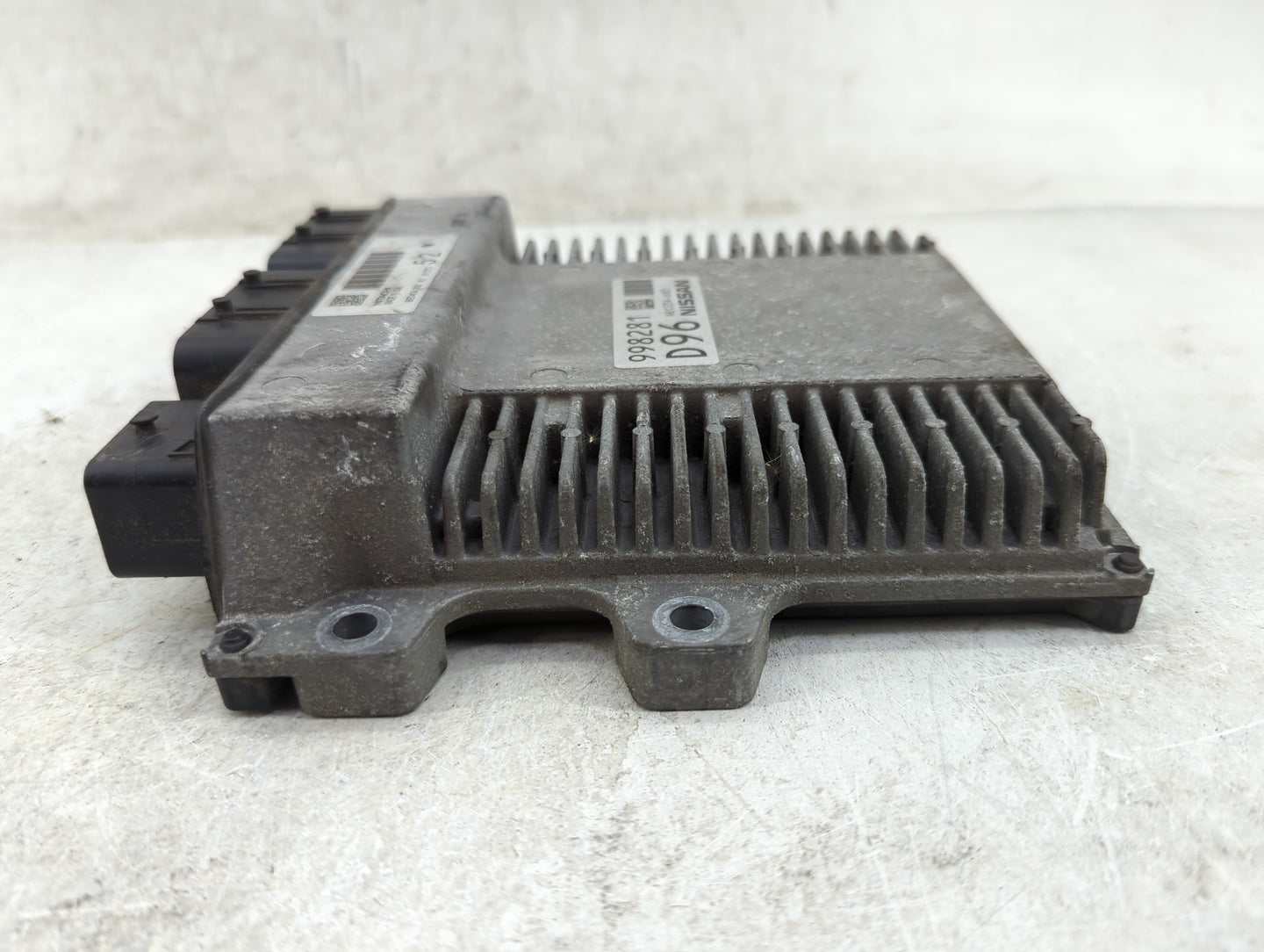 2018-2019 Nissan Pathfinder PCM Engine Control Computer ECU ECM PCU OEM P/N:NEC034-683 BED40A300 Fits Fits 2018 2019 2020 OE