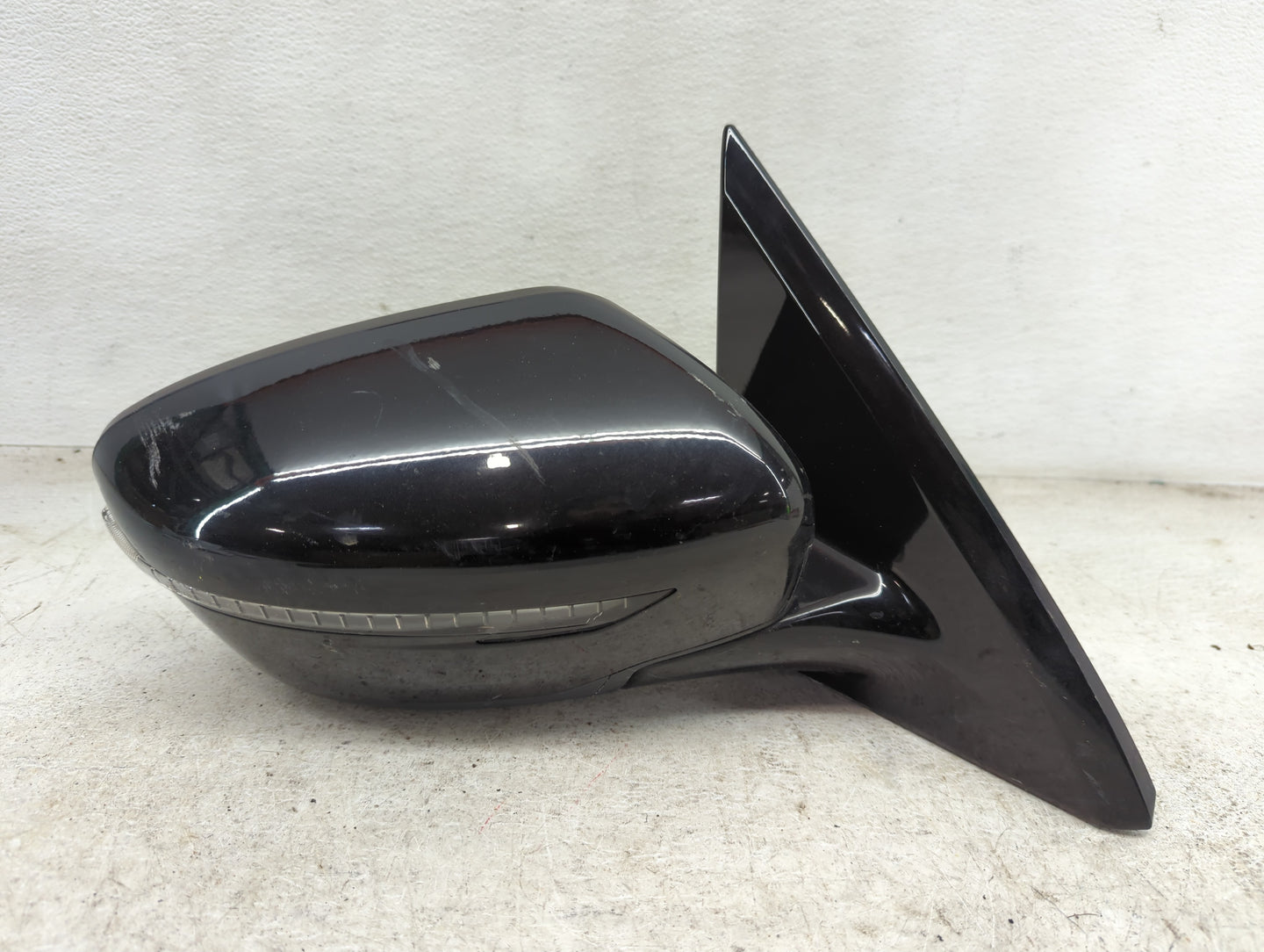 2018-2020 Nissan Pathfinder Passenger Side View Mirror - Right Door Mirror OEM Used - Oemusedautoparts1.com