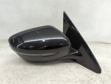 2018-2020 Nissan Pathfinder Passenger Side View Mirror - Right Door Mirror OEM Used - Oemusedautoparts1.com