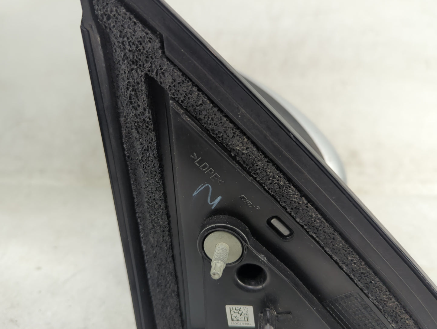 2018-2020 Nissan Pathfinder Driver Side View Mirror - Left Door Mirror OEM Used - Oemusedautoparts1.com