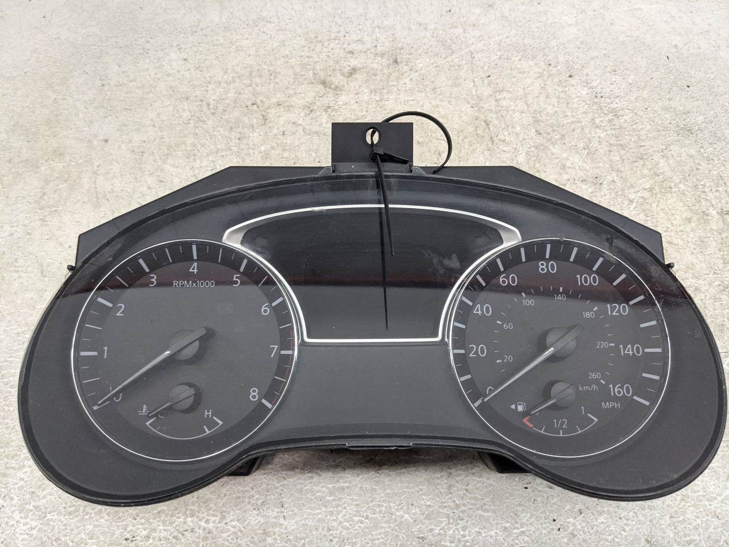 2018-2020 Nissan Pathfinder Instrument Cluster Speedometer Gauges P/N:A2C97077800 A2C13467400 Miles: Fits Fits 2018 2019 202