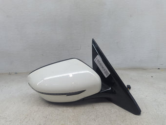 compare product 2018-2020 Nissan Pathfinder Passenger Side View Mirror - Right Door Mirror OEM Used