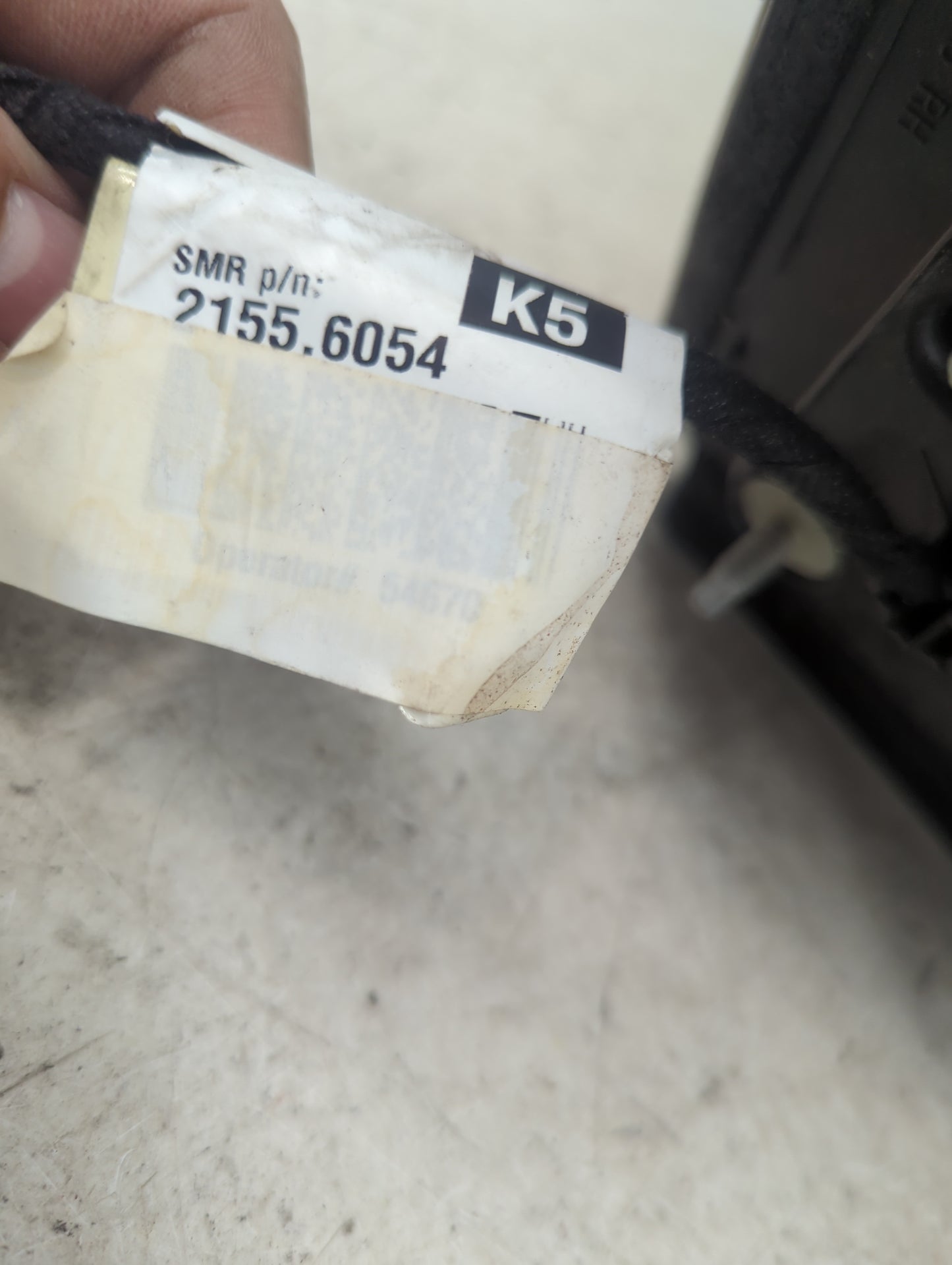 2018-2020 Nissan Pathfinder Passenger Side View Mirror - Right Door Mirror OEM Used - Oemusedautoparts1.com