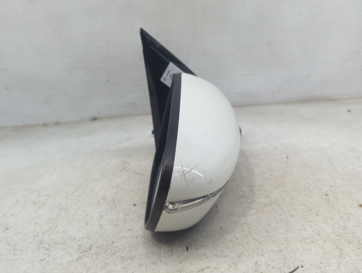 2018-2020 Nissan Pathfinder Passenger Side View Mirror - Right Door Mirror OEM Used - Oemusedautoparts1.com