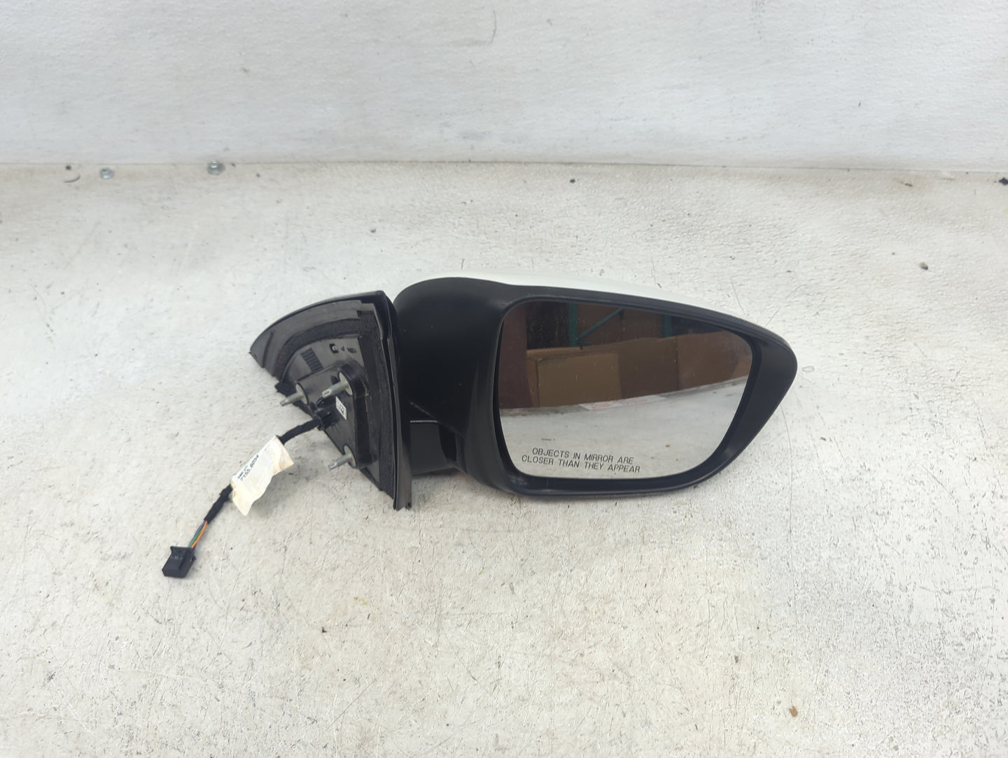 2018-2020 Nissan Pathfinder Passenger Side View Mirror - Right Door Mirror OEM Used - Oemusedautoparts1.com