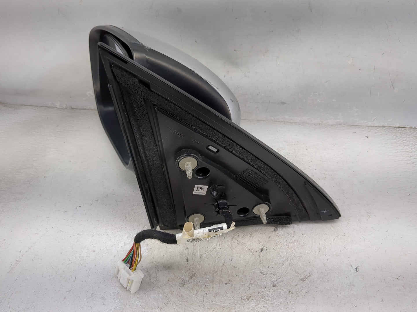 2018-2020 Nissan Pathfinder Driver Side View Mirror - Left Door Mirror OEM Used - Oemusedautoparts1.com