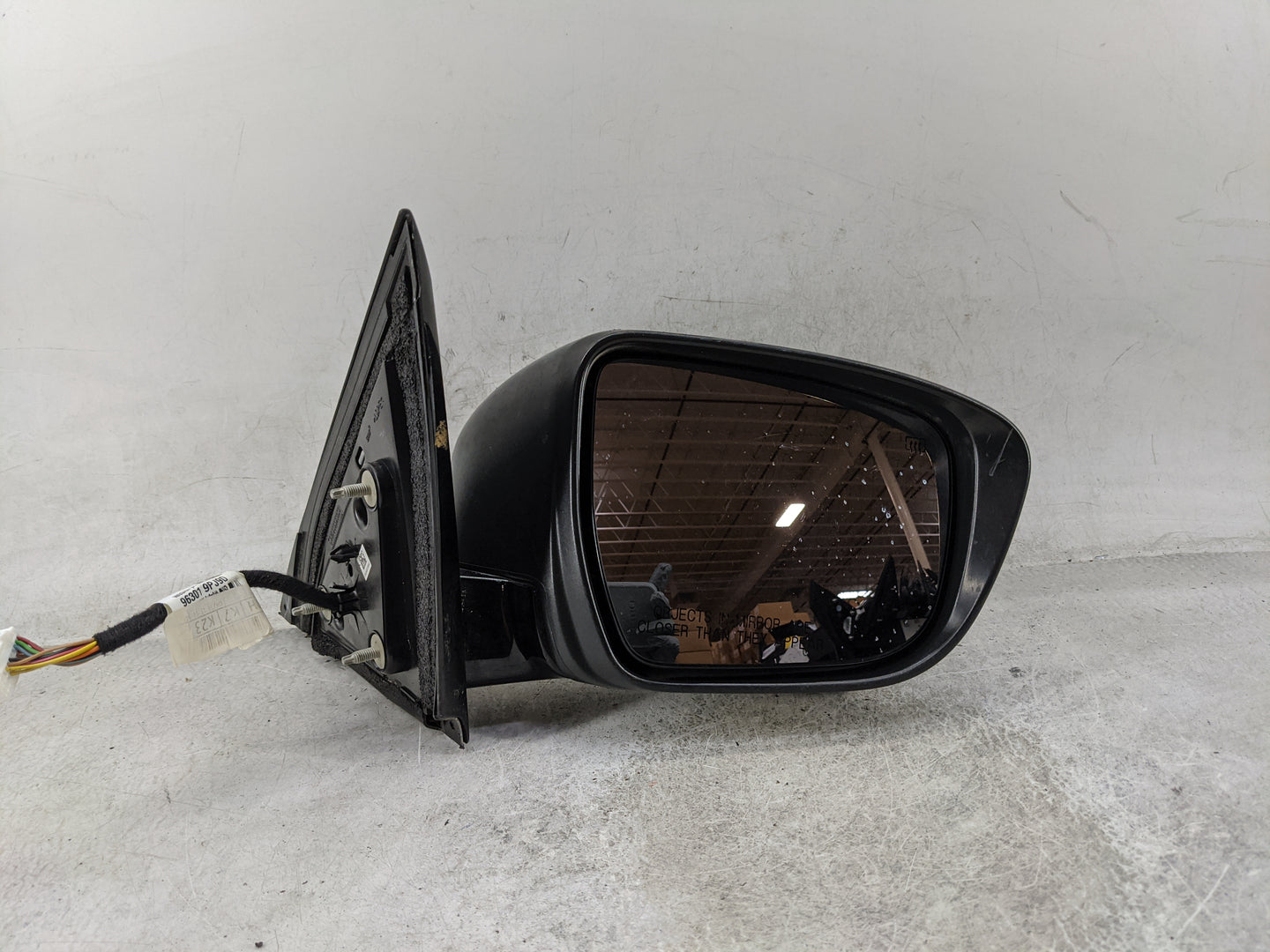 2018-2020 Nissan Pathfinder Passenger Side View Mirror - Right Door Mirror OEM Used - Oemusedautoparts1.com