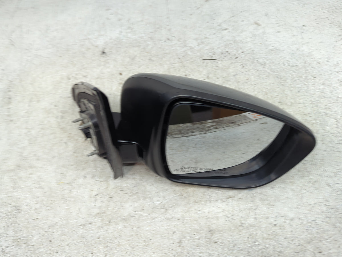 2018-2020 Nissan Pathfinder Passenger Side View Mirror - Right Door Mirror OEM Used - Oemusedautoparts1.com