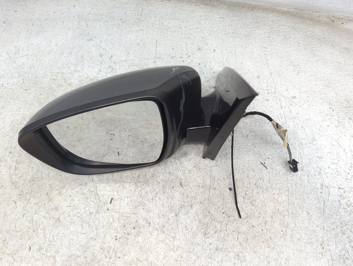 2018-2020 Nissan Pathfinder Driver Side View Mirror - Left Door Mirror OEM Used - Oemusedautoparts1.com