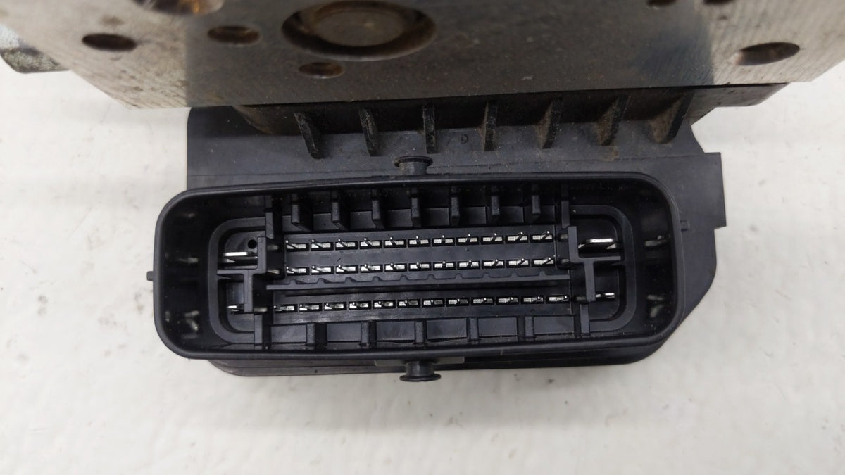 2018-2020 Nissan Pathfinder Anti-Lock Brake ABS Pump Module Actuator OEM P/N:47660 9UC0B 47660 9PP0B Fits Fits 2018 2019 202