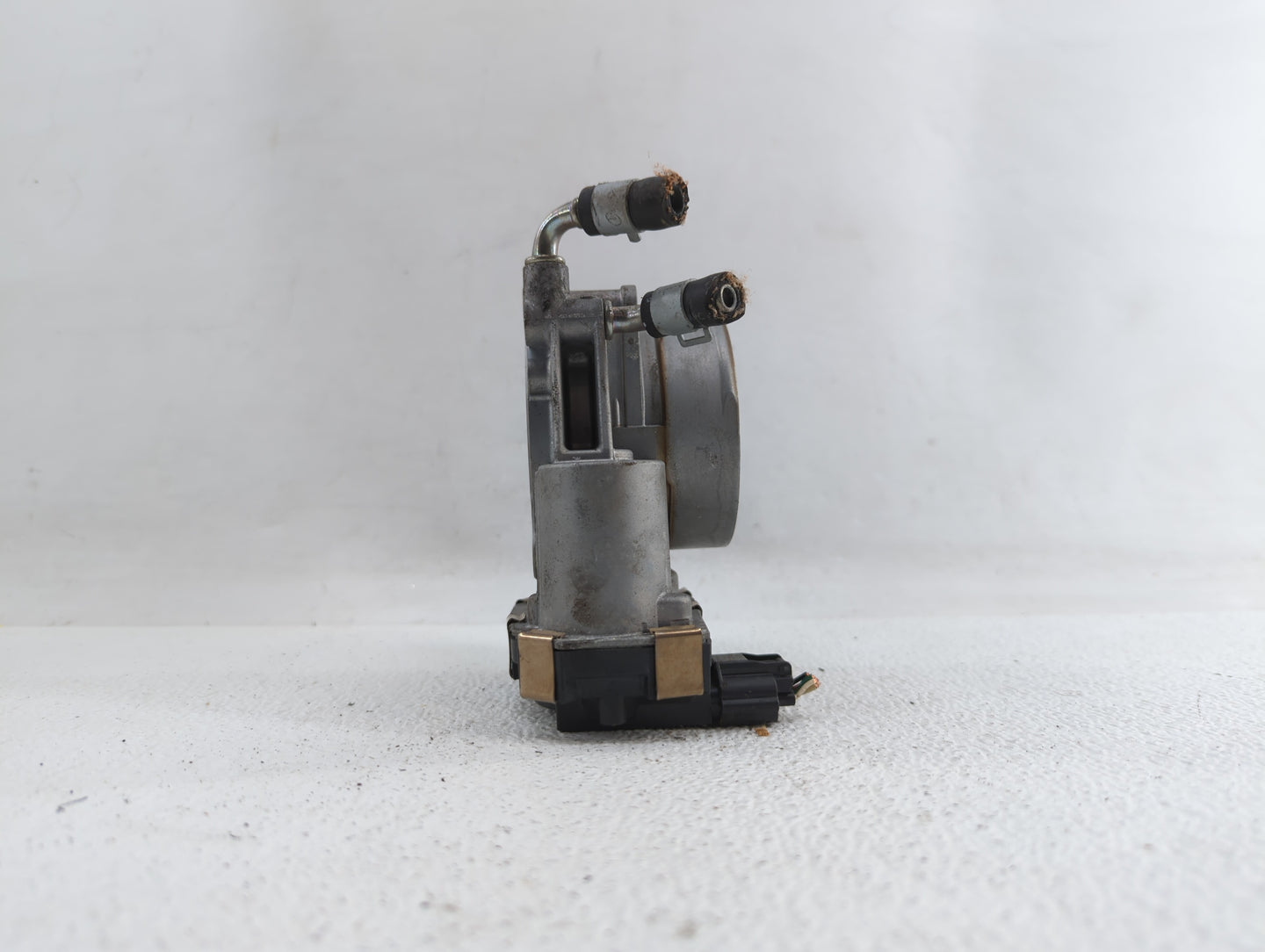 2017-2019 Nissan Pathfinder Throttle Body P/N:RME75-50 Fits Fits 2016 2017 2018 2019 OEM Used Auto Parts - Oemusedautoparts1