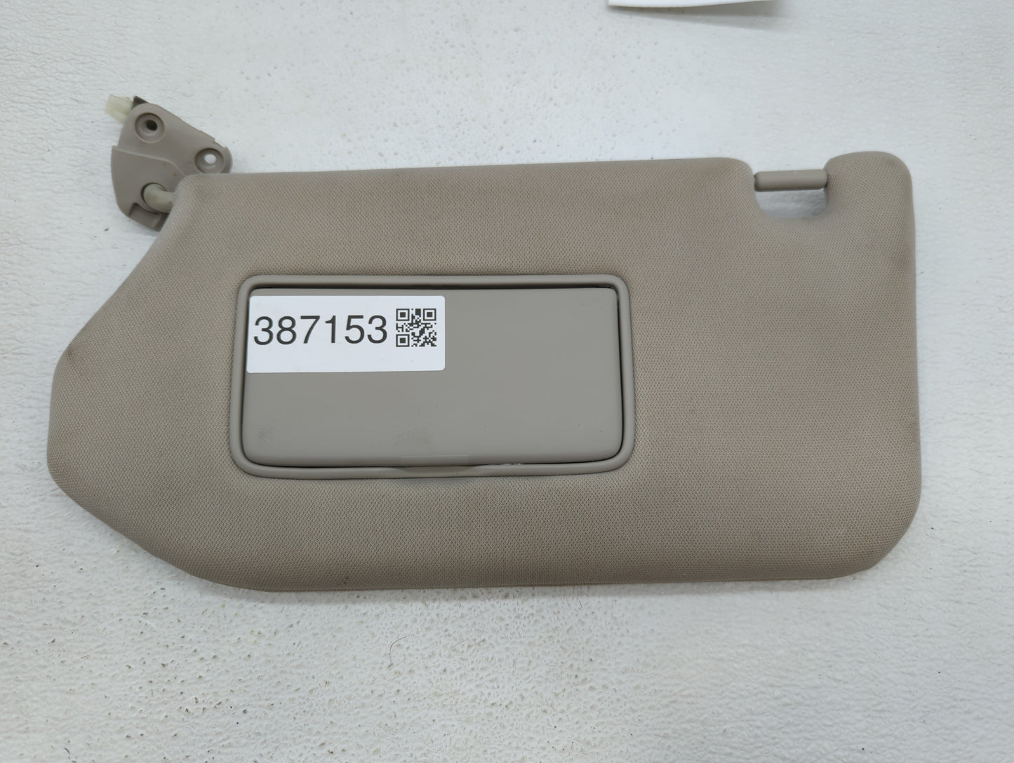 2019-2020 Nissan Pathfinder Sun Visor Shade Replacement Passenger Right Mirror Fits Fits 2019 2020 OEM Used Auto Parts - Oem