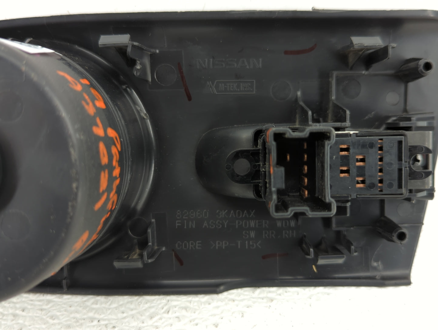 2019 Nissan Pathfinder Passenger Right Power Window Switch - Oemusedautoparts1.com