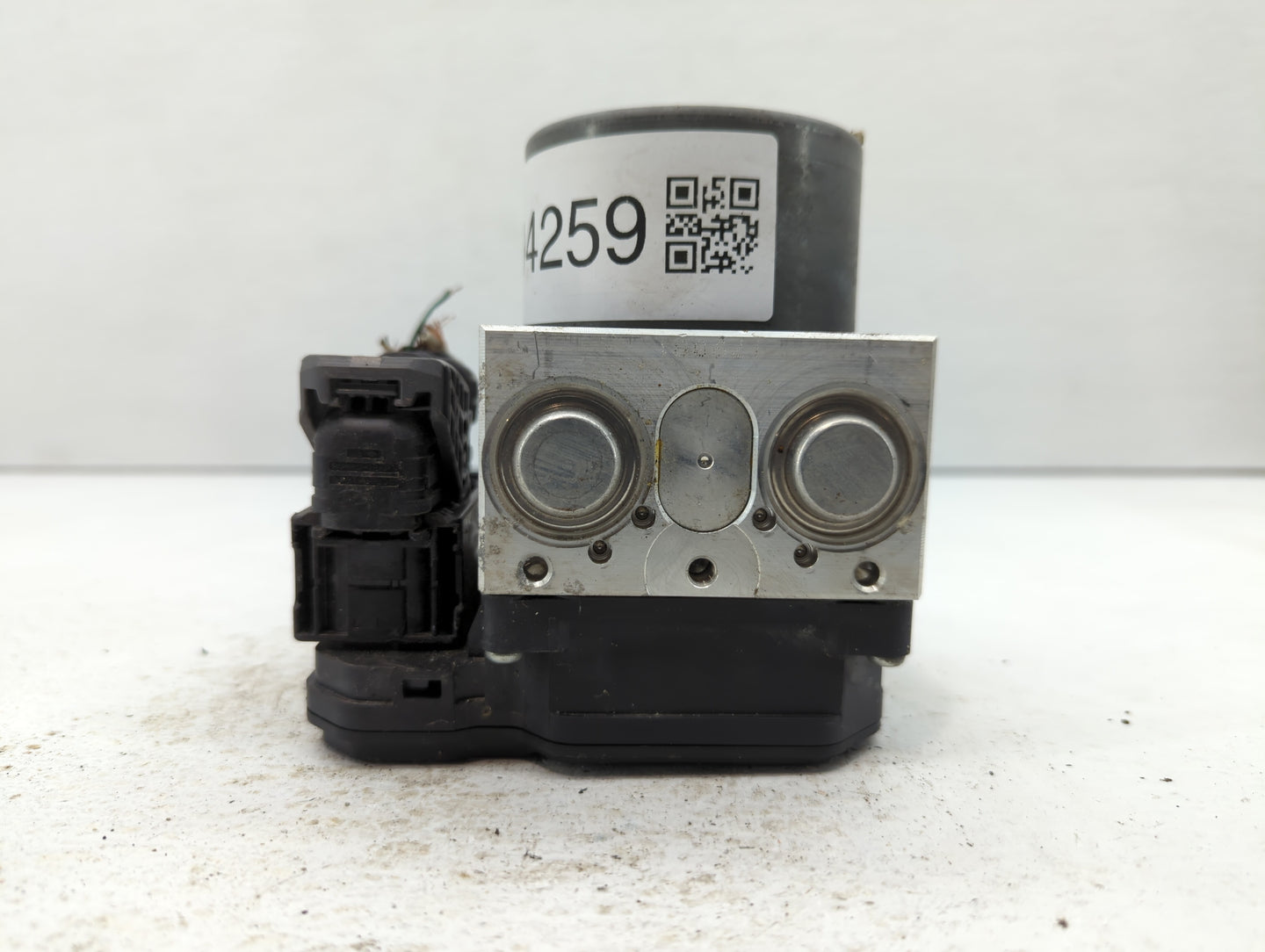 2019 Nissan Pathfinder ABS Pump Control Module Replacement P/N:116040-51100 Fits OEM Used Auto Parts - Oemusedautoparts1.com