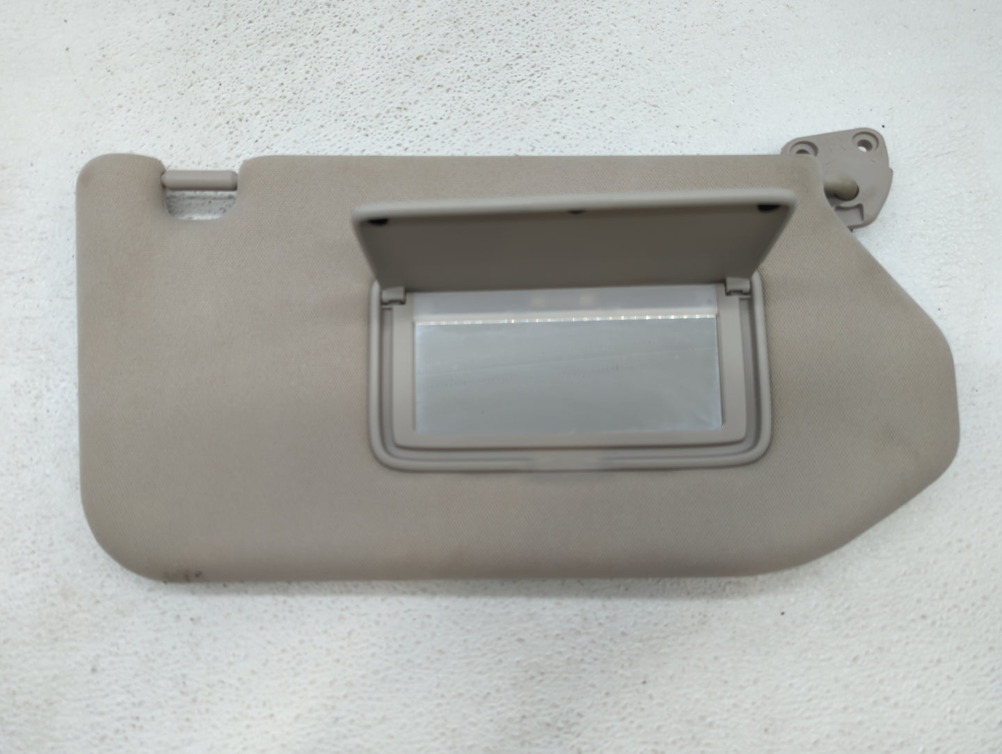 2019-2020 Nissan Pathfinder Sun Visor Shade Replacement Passenger Right Mirror Fits Fits 2019 2020 OEM Used Auto Parts - Oem