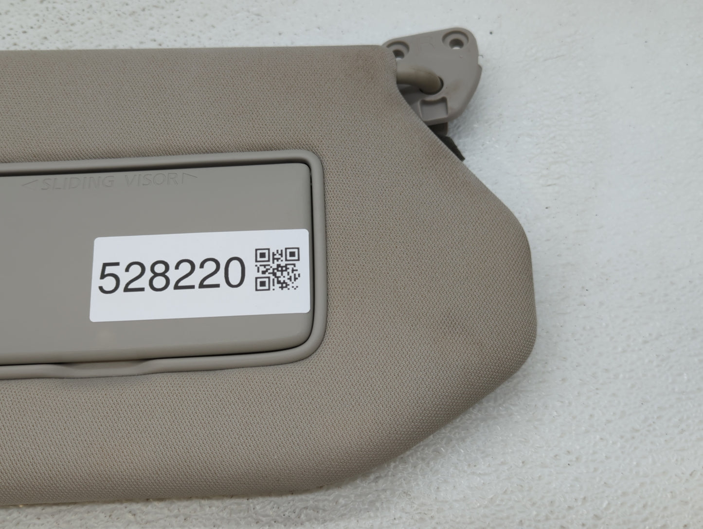 2019-2020 Nissan Pathfinder Sun Visor Shade Replacement Passenger Right Mirror Fits Fits 2019 2020 OEM Used Auto Parts - Oem