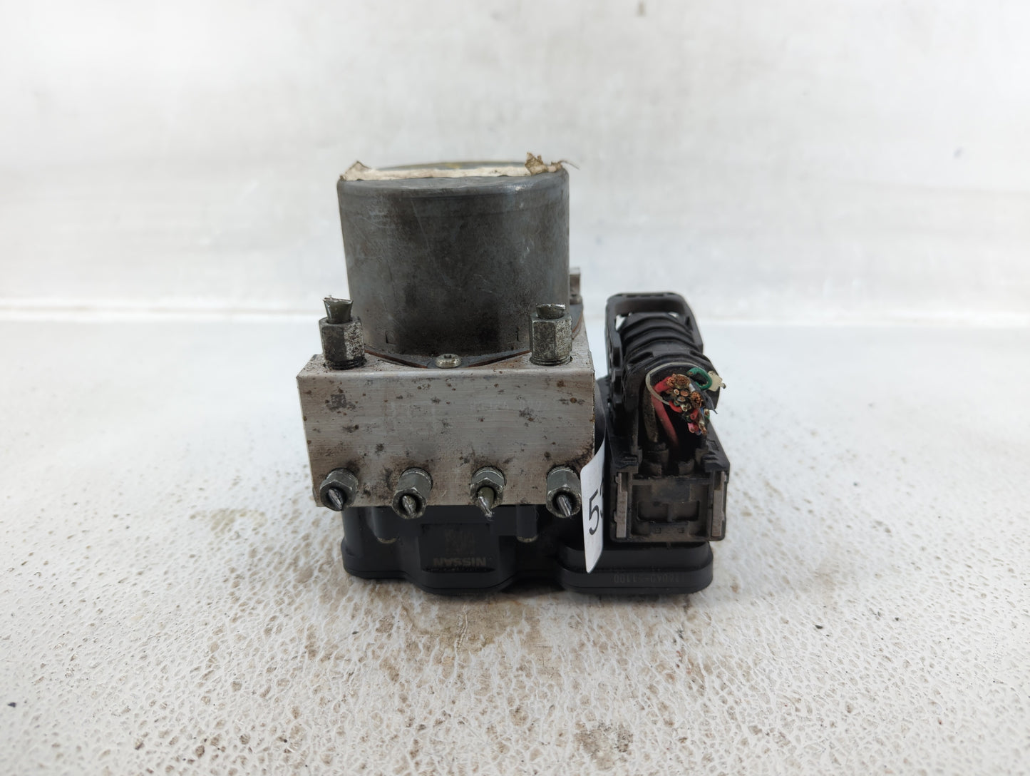 2018-2020 Nissan Pathfinder ABS Pump Control Module Replacement P/N:116040-51100 Fits Fits 2018 2019 2020 OEM Used Auto Part
