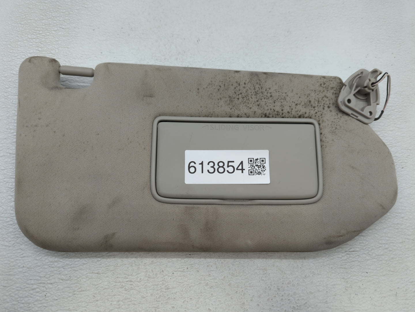 2019-2020 Nissan Pathfinder Sun Visor Shade Replacement Passenger Right Mirror Fits Fits 2019 2020 OEM Used Auto Parts - Oem