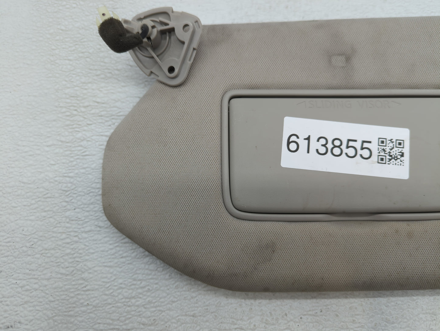 2019-2020 Nissan Pathfinder Sun Visor Shade Replacement Driver Left Mirror Fits Fits 2019 2020 OEM Used Auto Parts - Oemused