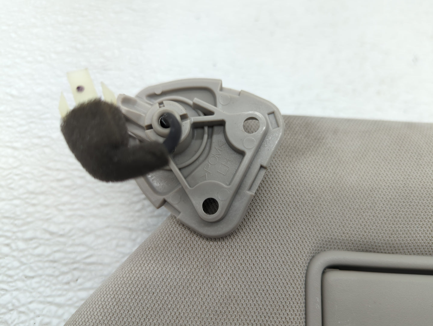 2019-2020 Nissan Pathfinder Sun Visor Shade Replacement Driver Left Mirror Fits Fits 2019 2020 OEM Used Auto Parts - Oemused