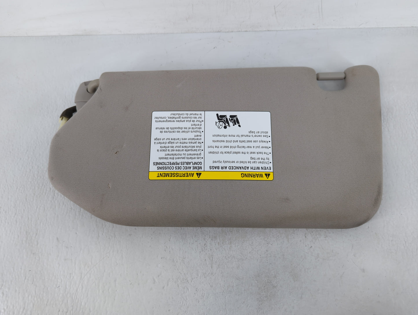 2019-2020 Nissan Pathfinder Sun Visor Shade Replacement Driver Left Mirror Fits Fits 2019 2020 OEM Used Auto Parts - Oemused