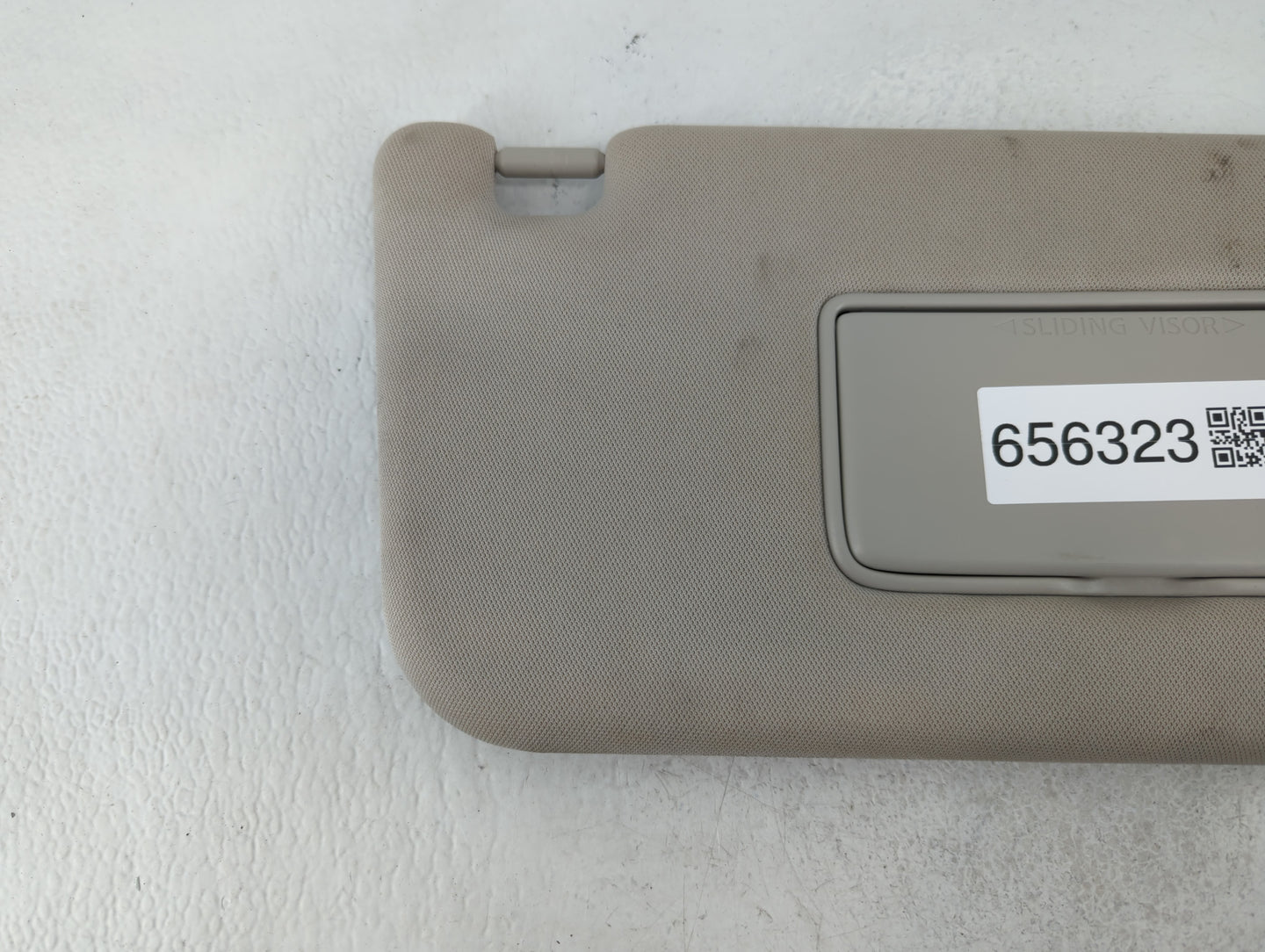 2019-2020 Nissan Pathfinder Sun Visor Shade Replacement Passenger Right Mirror Fits Fits 2019 2020 OEM Used Auto Parts - Oem