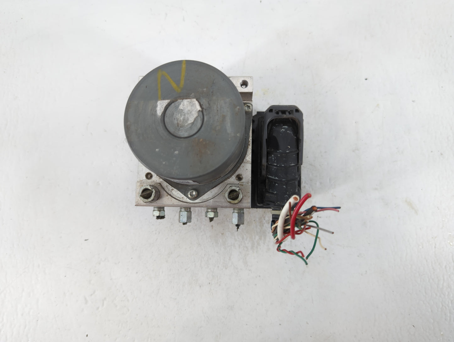 2018-2020 Nissan Pathfinder ABS Pump Control Module Replacement P/N:116040-51100 Fits Fits 2018 2019 2020 OEM Used Auto Part