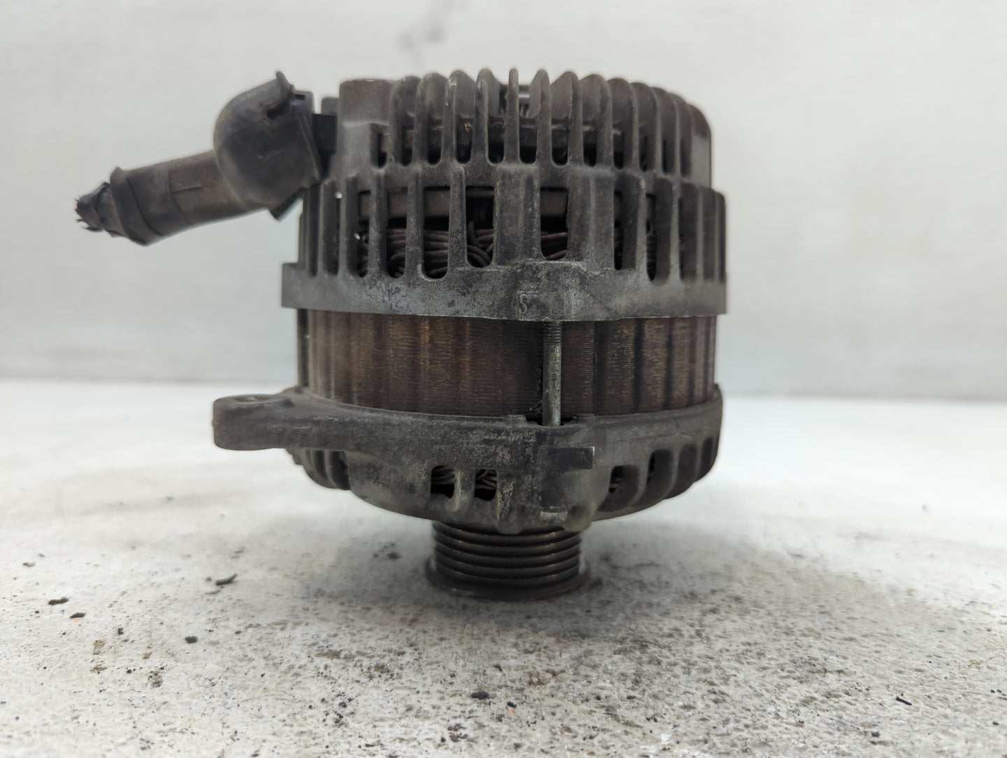 2017-2020 Nissan Pathfinder Alternator Replacement Generator Charging Assembly Engine OEM P/N:23100 9UA0A Fits OEM Used Auto