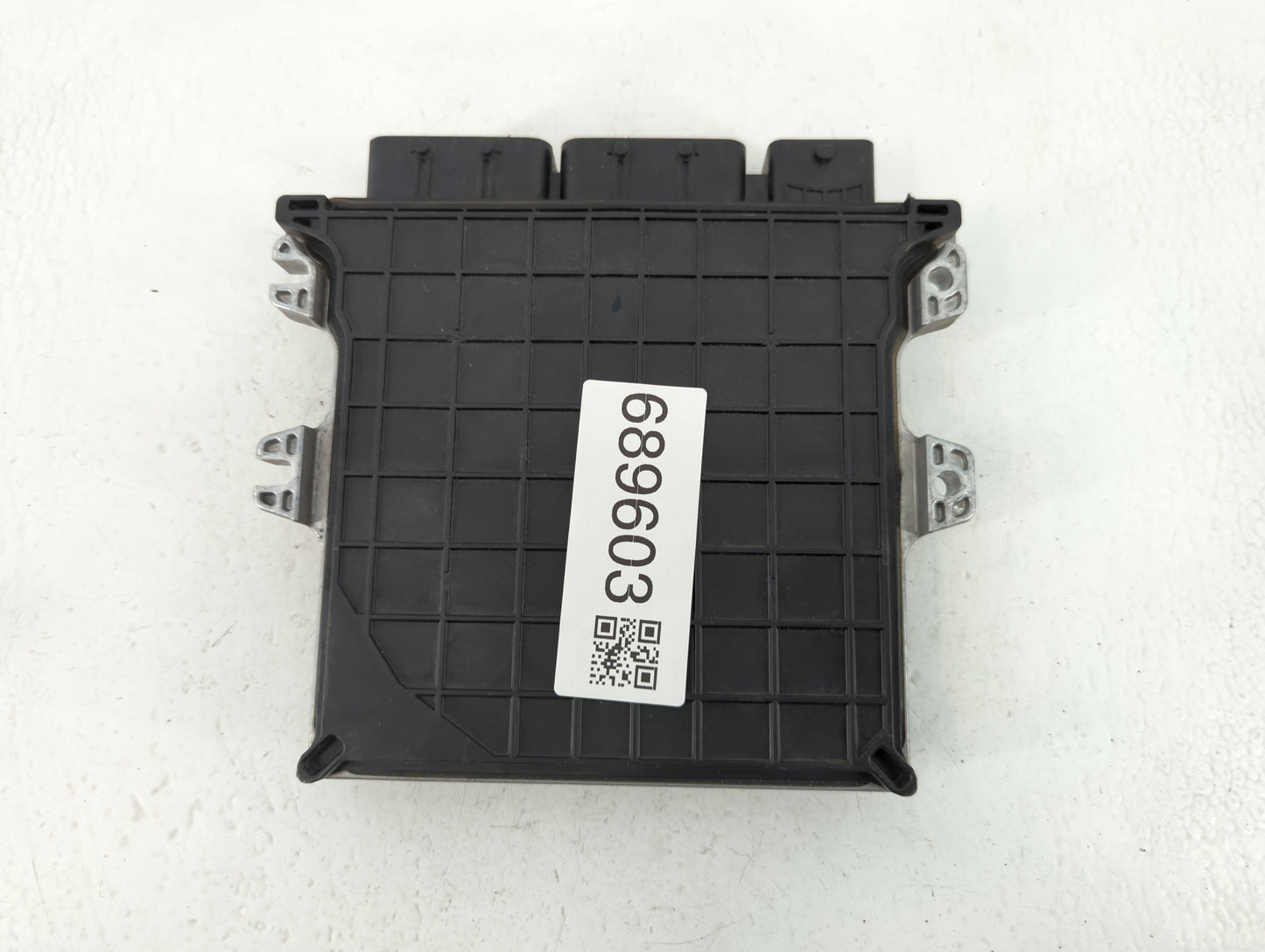 2018-2019 Nissan Pathfinder PCM Engine Control Computer ECU ECM PCU OEM P/N:BED40A-300 A2 676569 D76 Fits Fits 2018 2019 202