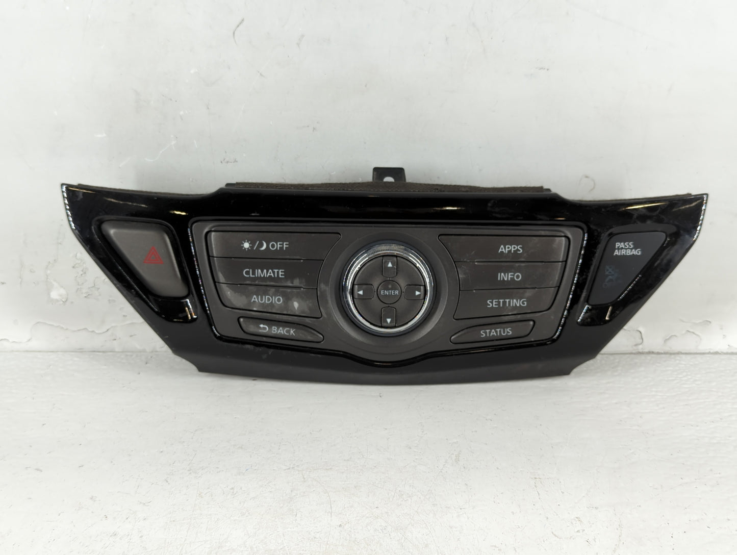 Nissan Pathfinder Am Fm Cd Player Radio Receiver - Oemusedautoparts1.com