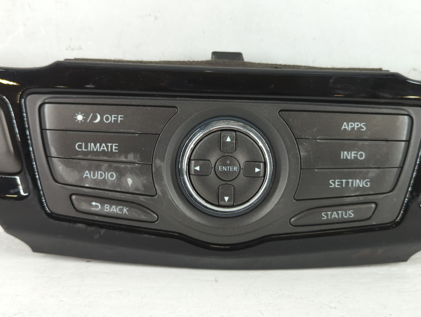 Nissan Pathfinder Am Fm Cd Player Radio Receiver - Oemusedautoparts1.com