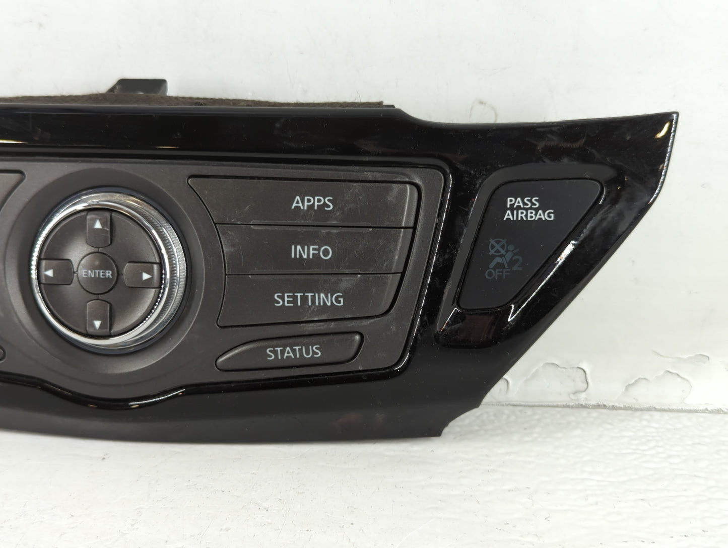 Nissan Pathfinder Am Fm Cd Player Radio Receiver - Oemusedautoparts1.com