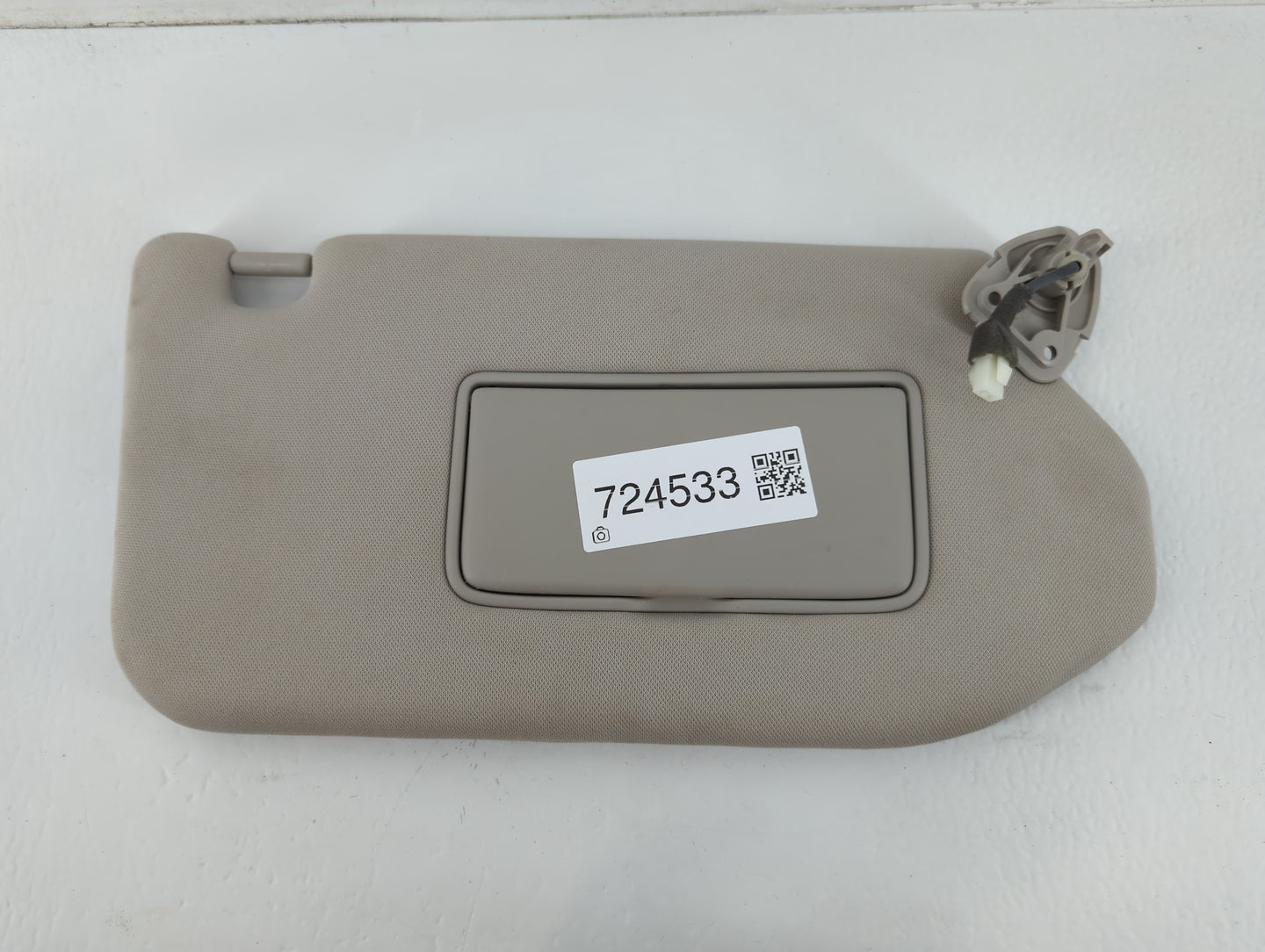 2019-2020 Nissan Pathfinder Sun Visor Shade Replacement Passenger Right Mirror Fits Fits 2019 2020 OEM Used Auto Parts - Oem