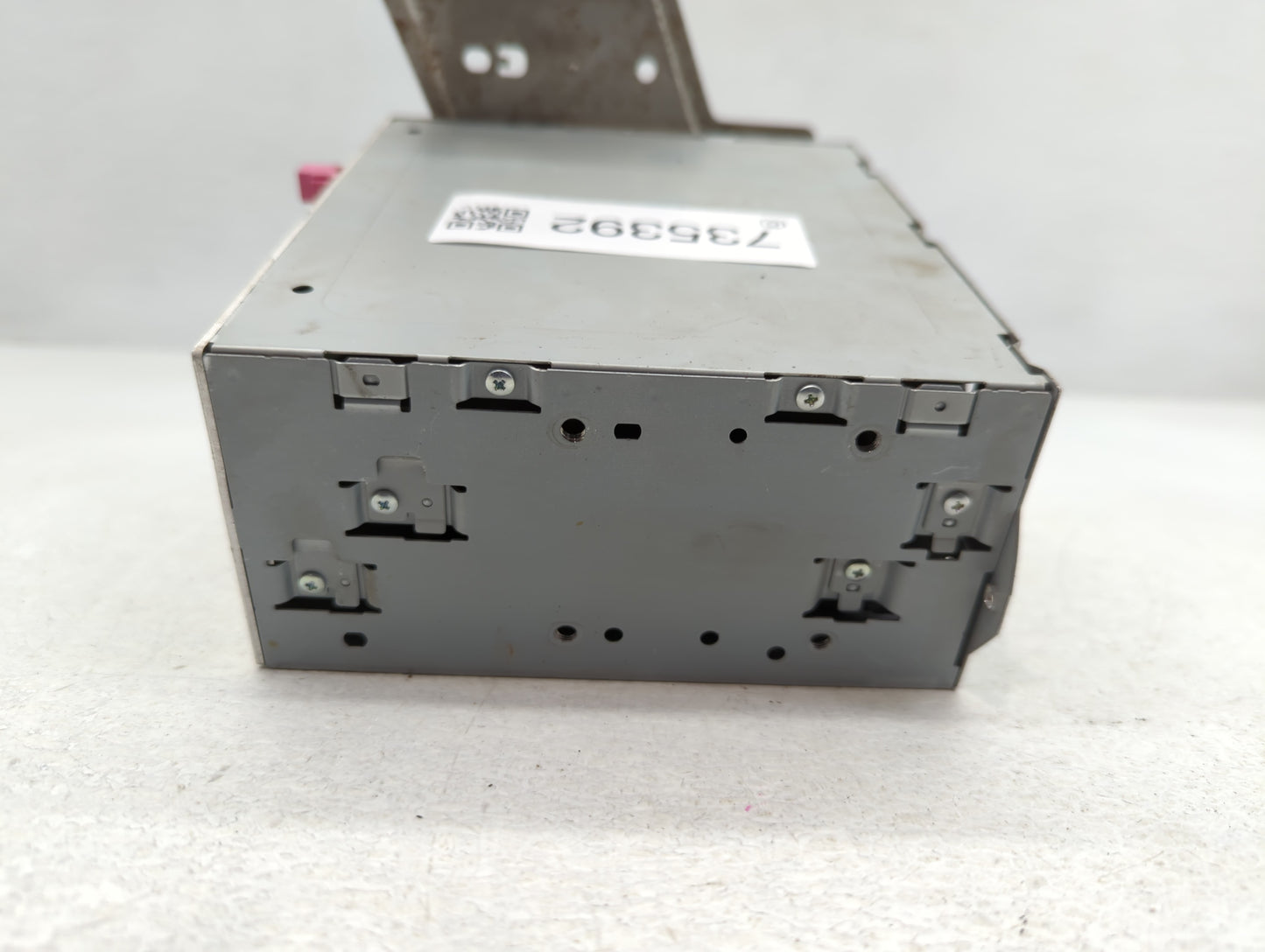 2017-2020 Nissan Pathfinder Am Fm Cd Player Radio Receiver - Oemusedautoparts1.com