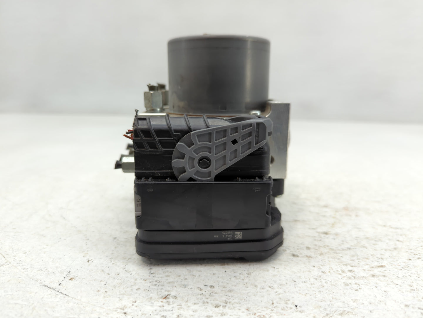 2018-2020 Nissan Pathfinder ABS Pump Control Module Replacement P/N:47660 9PP0B Fits Fits 2018 2019 2020 OEM Used Auto Parts