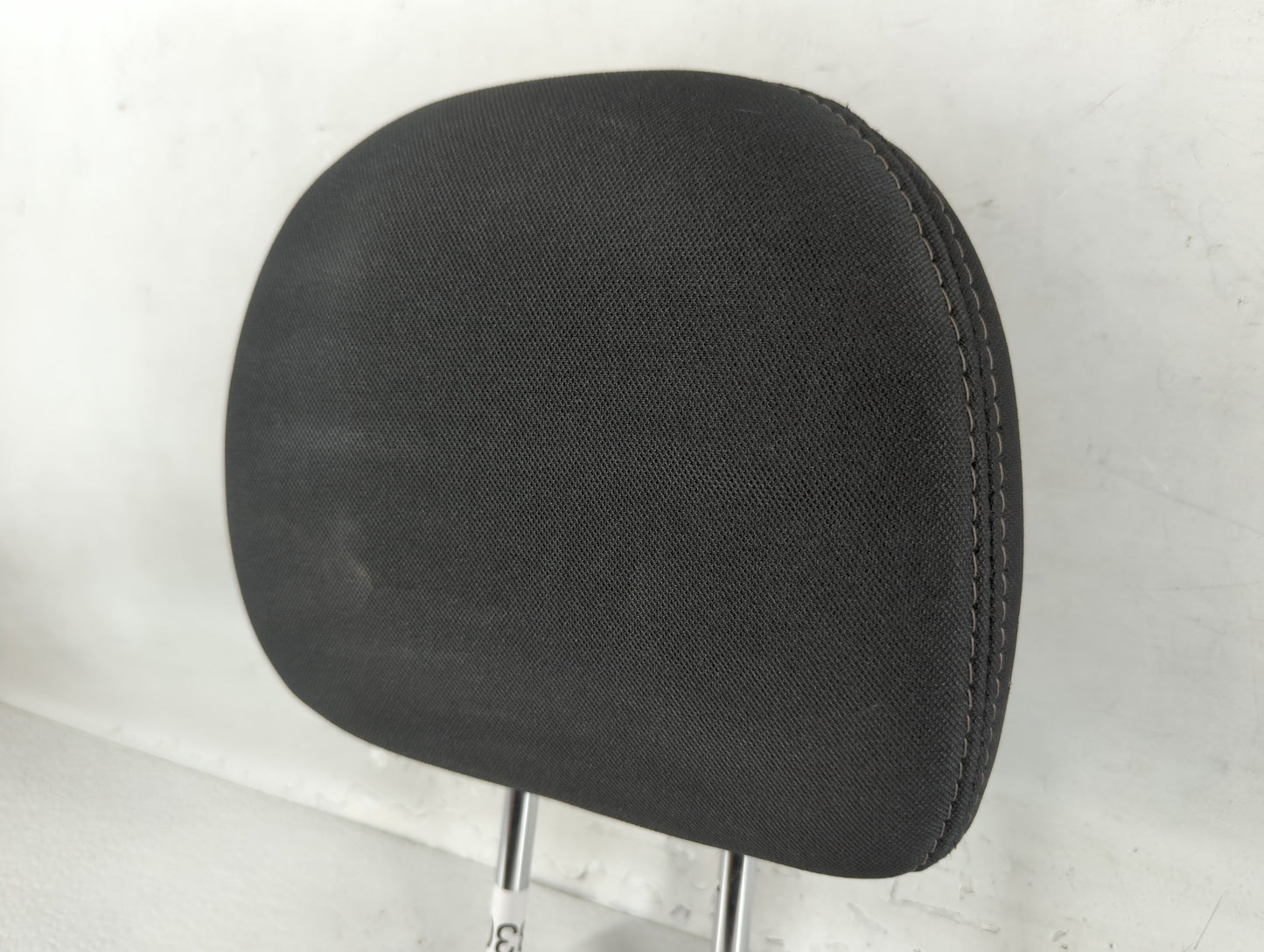 2019 Nissan Pathfinder Headrest Head Rest Rear Seat Black - Oemusedautoparts1.com