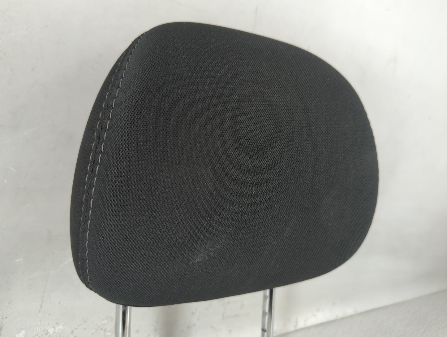2019 Nissan Pathfinder Headrest Head Rest Front Driver Passenger Seat - Oemusedautoparts1.com