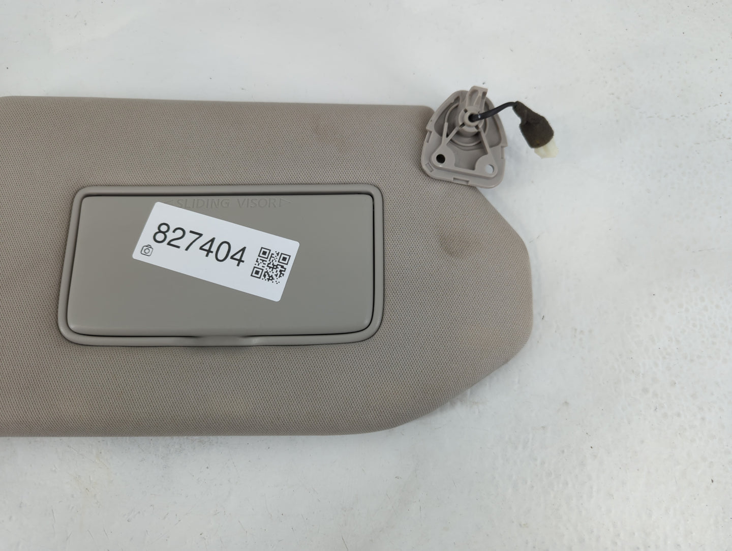 2019-2020 Nissan Pathfinder Sun Visor Shade Replacement Passenger Right Mirror Fits Fits 2019 2020 OEM Used Auto Parts - Oem