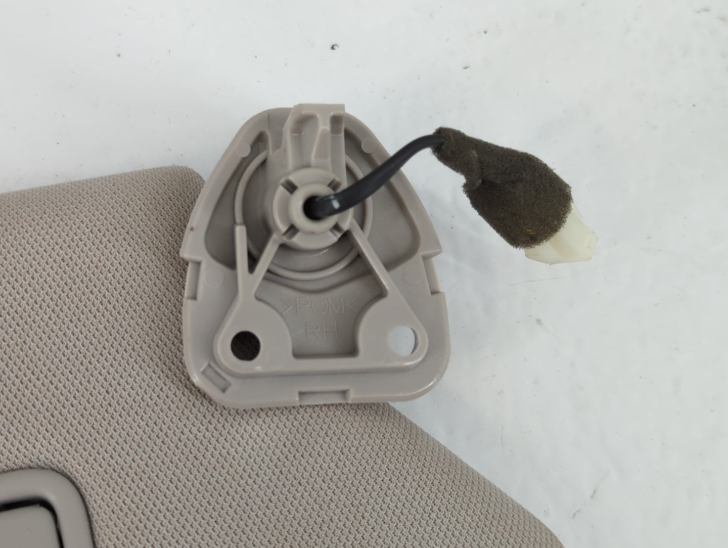 2019-2020 Nissan Pathfinder Sun Visor Shade Replacement Passenger Right Mirror Fits Fits 2019 2020 OEM Used Auto Parts - Oem