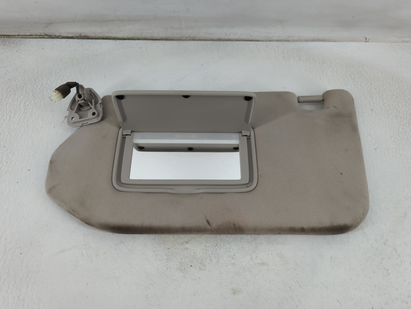 2019-2020 Nissan Pathfinder Sun Visor Shade Replacement Driver Left Mirror Fits Fits 2019 2020 OEM Used Auto Parts - Oemused