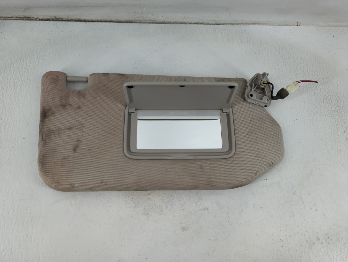 2019-2020 Nissan Pathfinder Sun Visor Shade Replacement Passenger Right Mirror Fits Fits 2019 2020 OEM Used Auto Parts - Oem