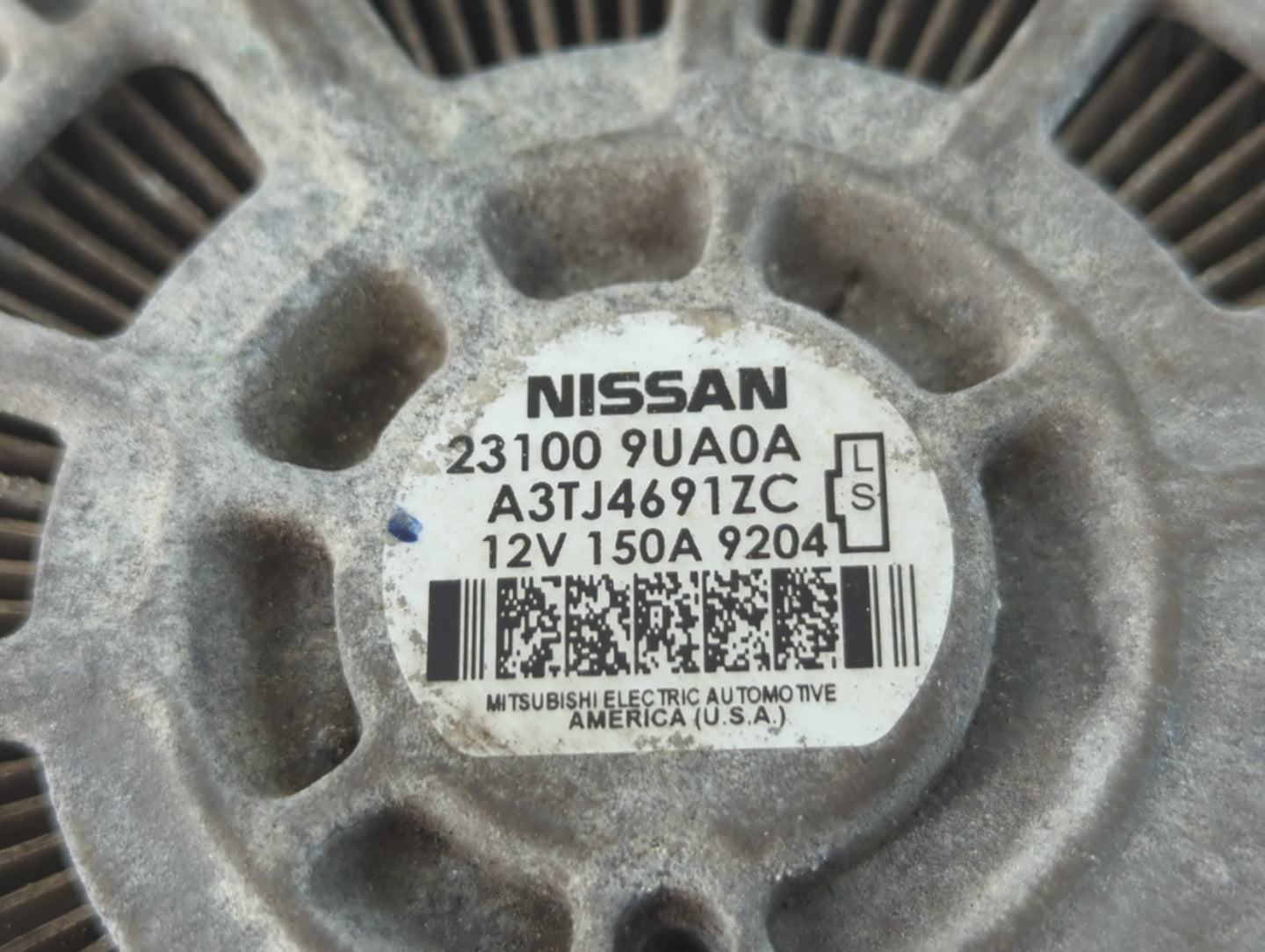 2017-2020 Nissan Pathfinder Alternator Replacement Generator Charging Assembly Engine OEM P/N:23100 9UA0A Fits OEM Used Auto
