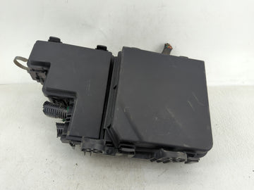 2017-2021 Nissan Qashqai Fusebox Fuse Box Panel Relay Module P/N:PP-GF20-M10 3S0J00101 Fits Fits 2017 2018 2019 2020 2021 20